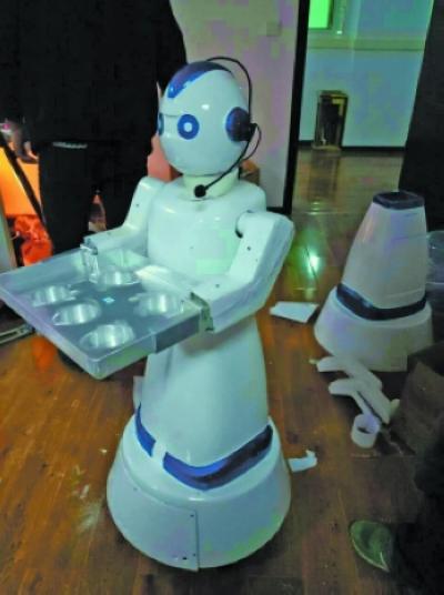上海和深圳成餐饮机器人热门市场