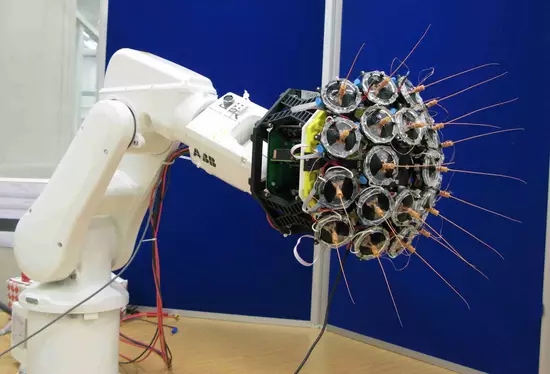 【新品】英国研发仿生机器人：用“胡须”感知世界