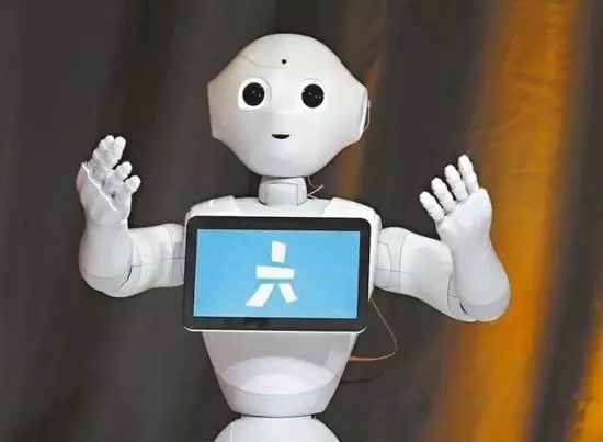 鸿海下季开卖机器人 称要引领电子行业