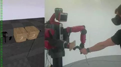 土豪花25000美刀买个机器人 为了陪自己玩VR推箱子?