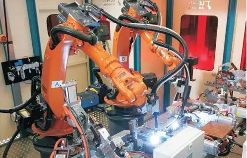 机器人应用：南海机器人走进制造一线