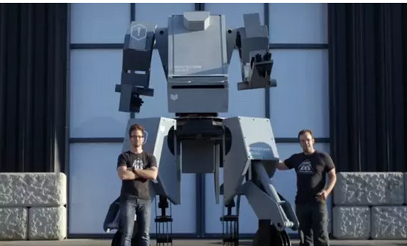 美机器人公司测试新款巨型机器人 要与日本决斗？