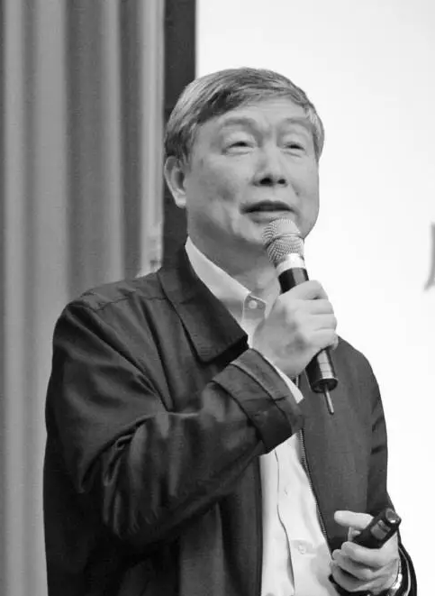 “机器换人”绝不能忘了人