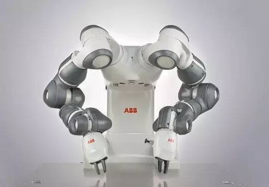 ABB、新松等七大企业人机协作机器人技术