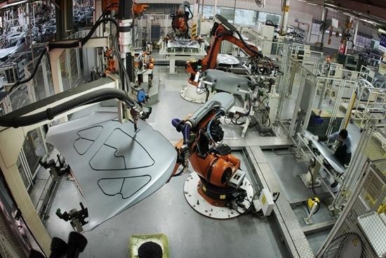 中国工业机器人产业遍地开花 将有过热隐忧？