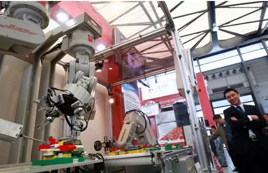 美的集团再次在机器人产业出手1．7亿美金！