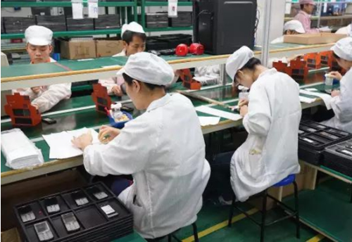 服务机器人产业“爆红”，但深圳企业这次不是为了赚快钱