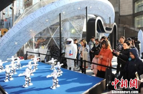 北京惊现无人商店：机器人居然为利益“出卖”同伙