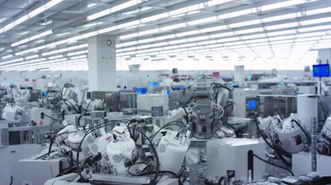 33000个机器人同时工作 这家工厂也是绝了