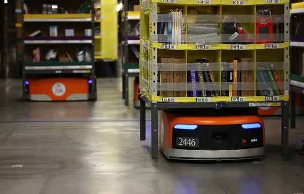 亚马逊全自动化仓库计划：十年后可能让机器人替代12万人
