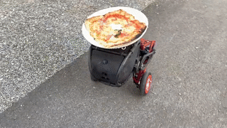 苏黎世研发可爬楼梯、送披萨，奔跑自如小型机器人