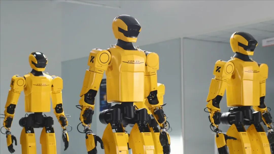 先于特斯拉,千台订单在手!又一国产人形机器人开启规模量产